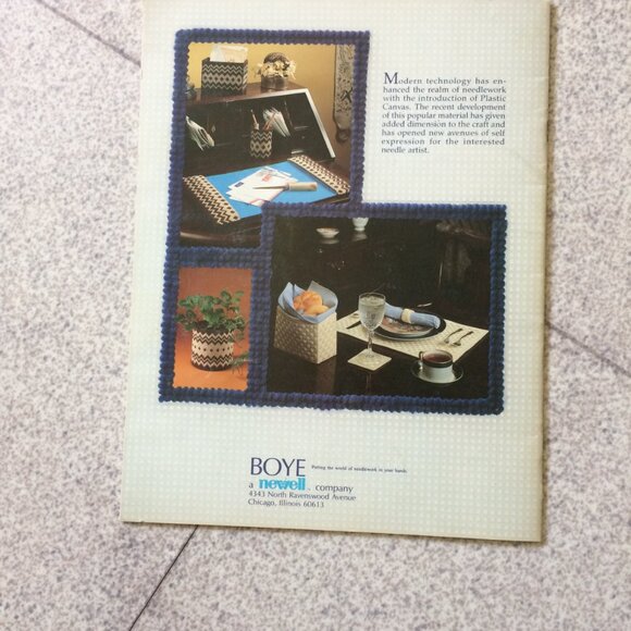 Plastic Canvas Craft Stitchery Books Bundle of 2 - Picture 11 of 13